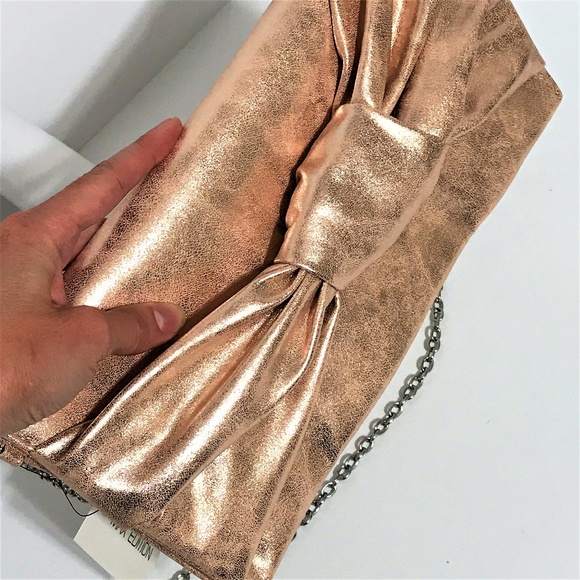 MAX EDITION BOW CLUTCH ROSE GOLD - Picture 7 of 8